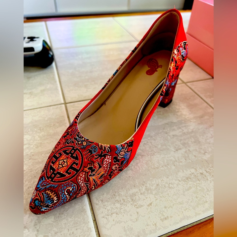 Red Chinese Embroidered Heels
